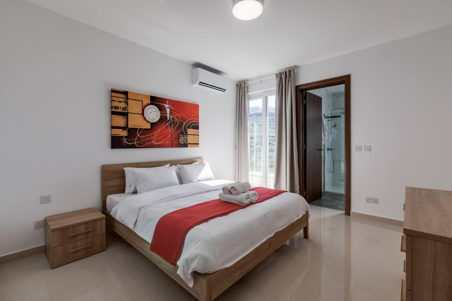 9Ten11 Seafront By Homely Mellieħa Exterior foto
