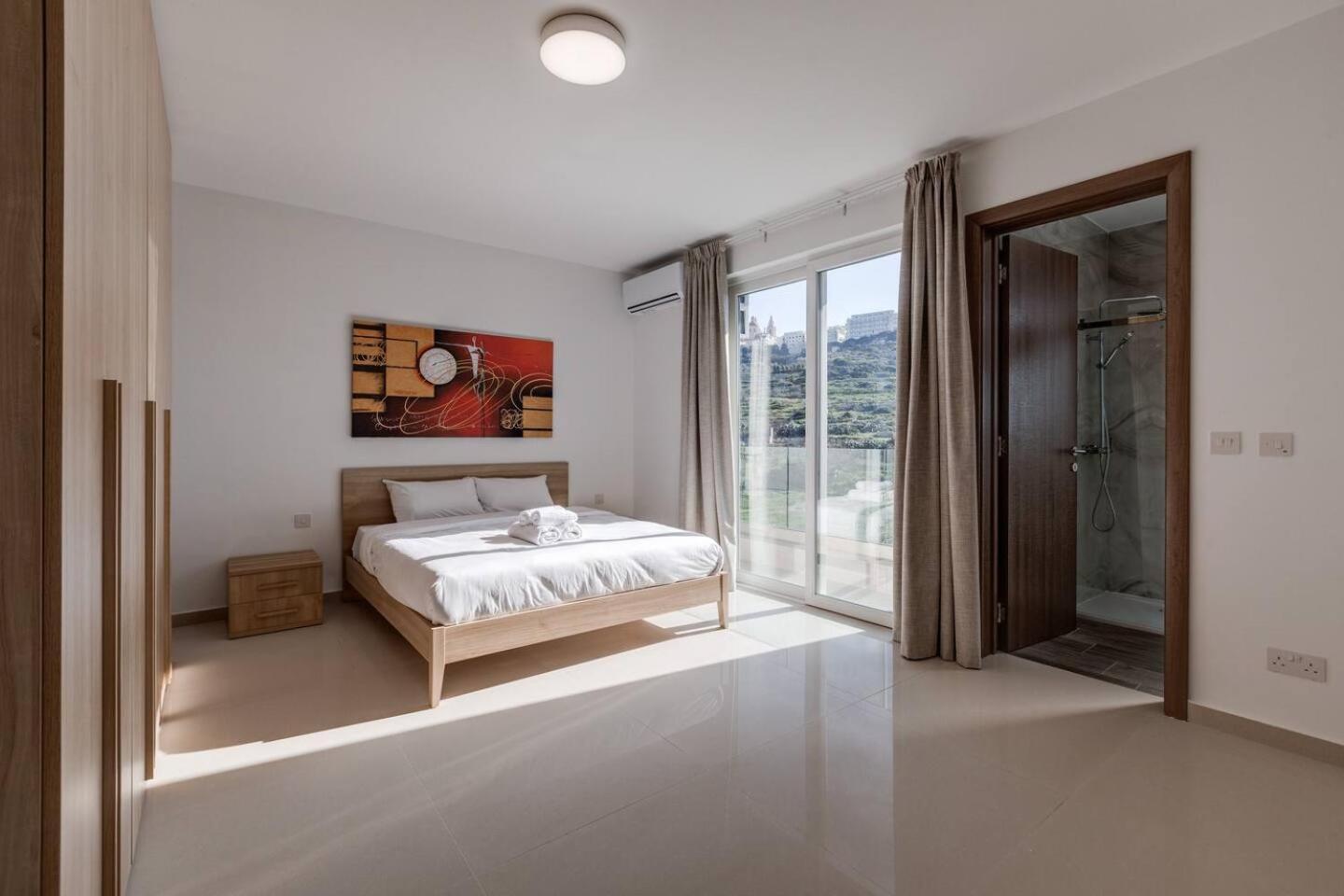 9Ten11 Seafront By Homely Mellieħa Exterior foto